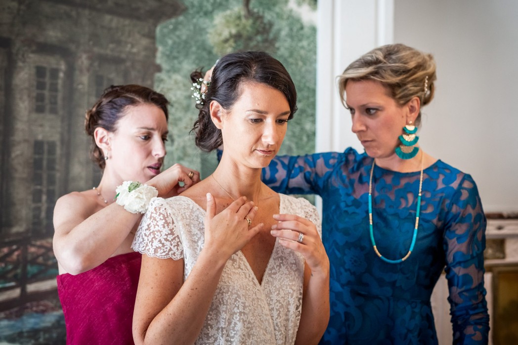 photographe mariage bourgogne paris préparatifs robe de mariée